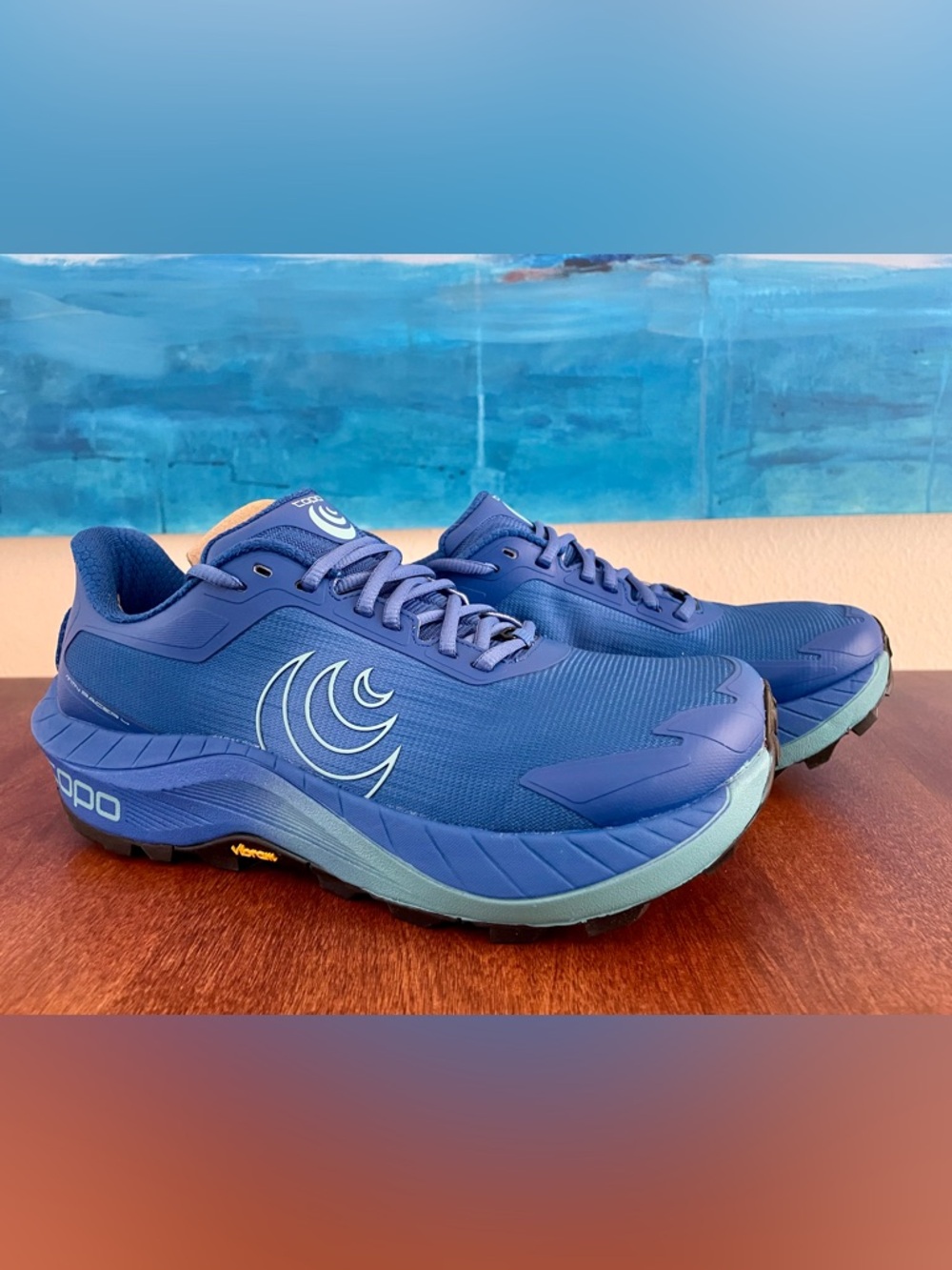 Topo Athletic MTN Racer 4 women’s 7.5 New in Box